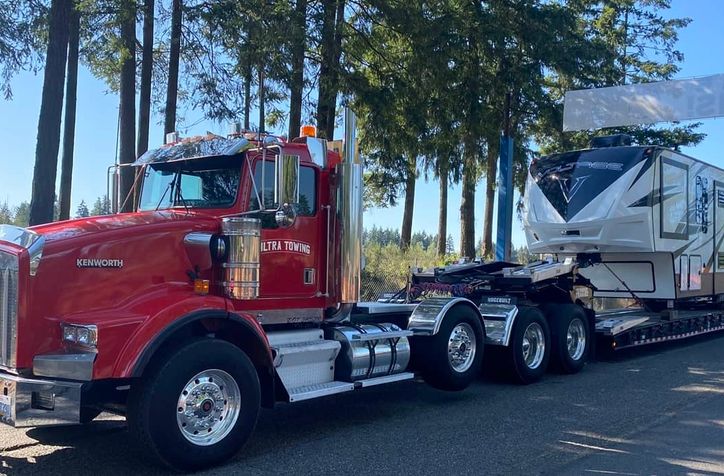 boom towing truck